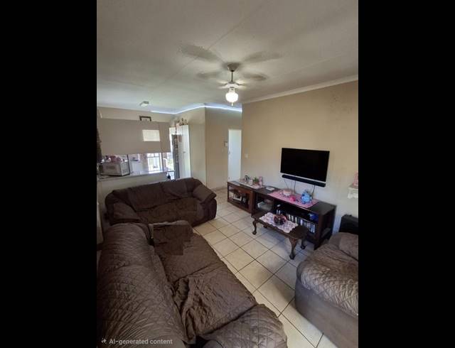 2 BEDROOM TOWNHOUSE FOR SALE IN THATCHFIELD